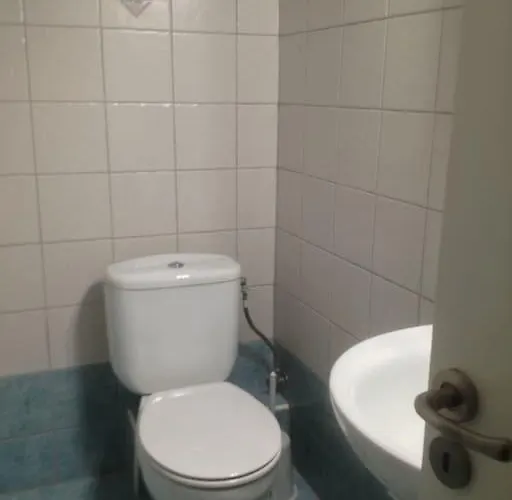 Two-storey Beachfront Maisonette Hébergement de vacances