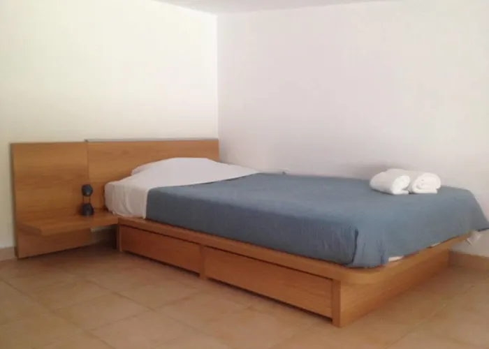 Hébergement de vacances Two-storey Beachfront Maisonette