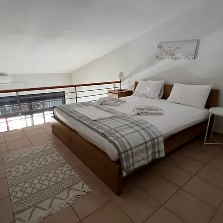 Two-storey Beachfront Maisonette * Toroni