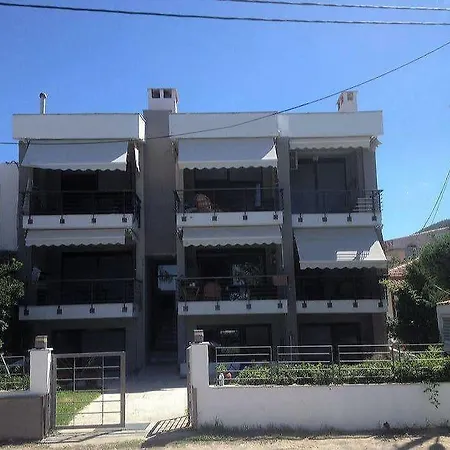 Two-storey Beachfront Maisonette Toroni