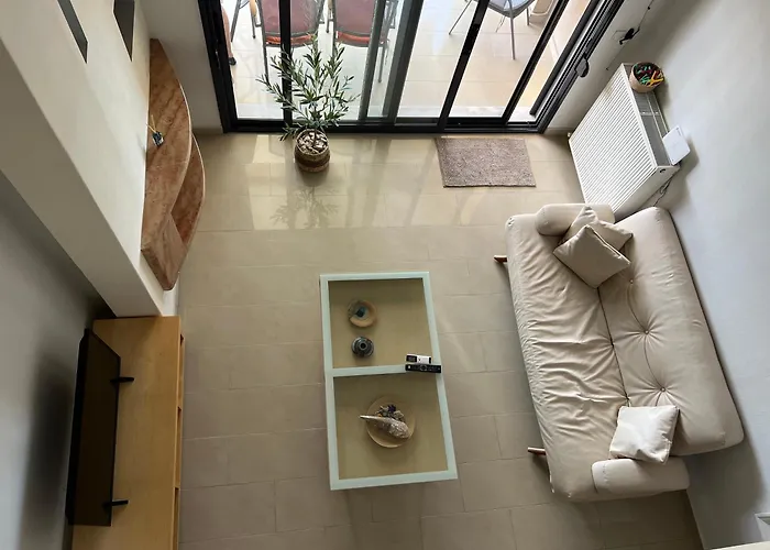 Two-storey Beachfront Maisonette Σπίτι διακοπών *