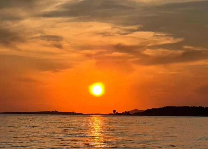 Two-storey Beachfront Maisonette Σπίτι διακοπών Τορώνη