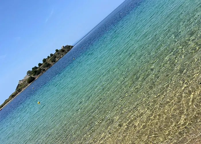 Σπίτι διακοπών Two-storey Beachfront Maisonette