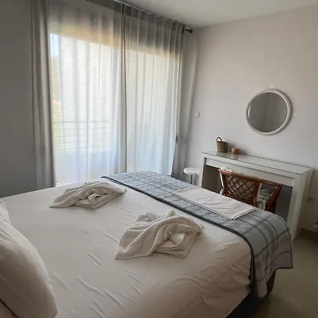 Two-storey Beachfront Maisonette *